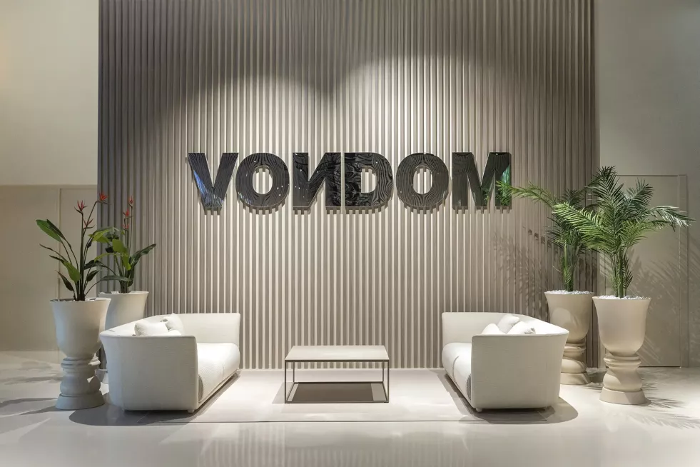 Vondom nuevo showroom Beneixida 1